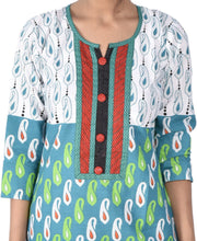 Load image into Gallery viewer, MASARA Solid Women's Straight Kurta