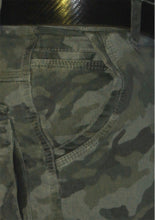 Load image into Gallery viewer, Madcaps C38GR30 Men&#39;s Cargos
